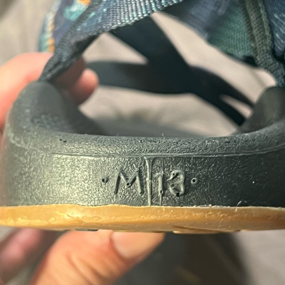 Men's Chacos (no toe loop) - Picture 4 of 6